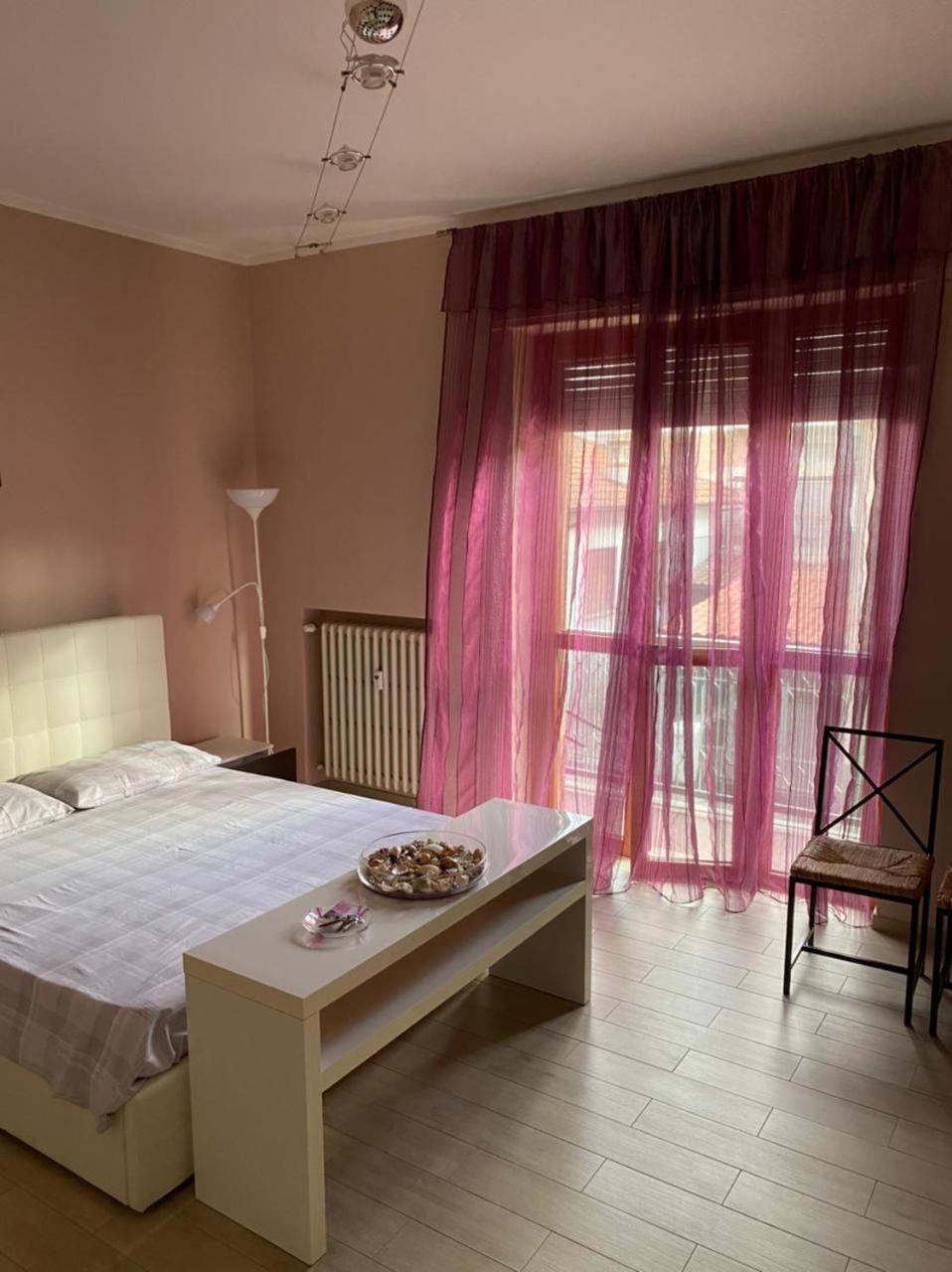 Hotel Casa delle orchidee Alba  Camera foto